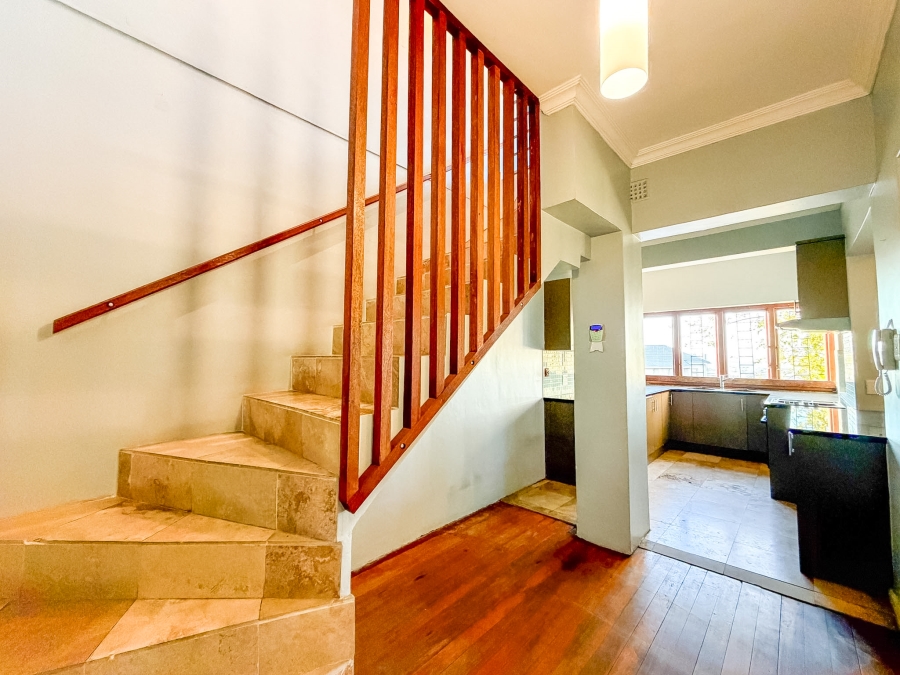 3 Bedroom Property for Sale in Vredehoek Western Cape